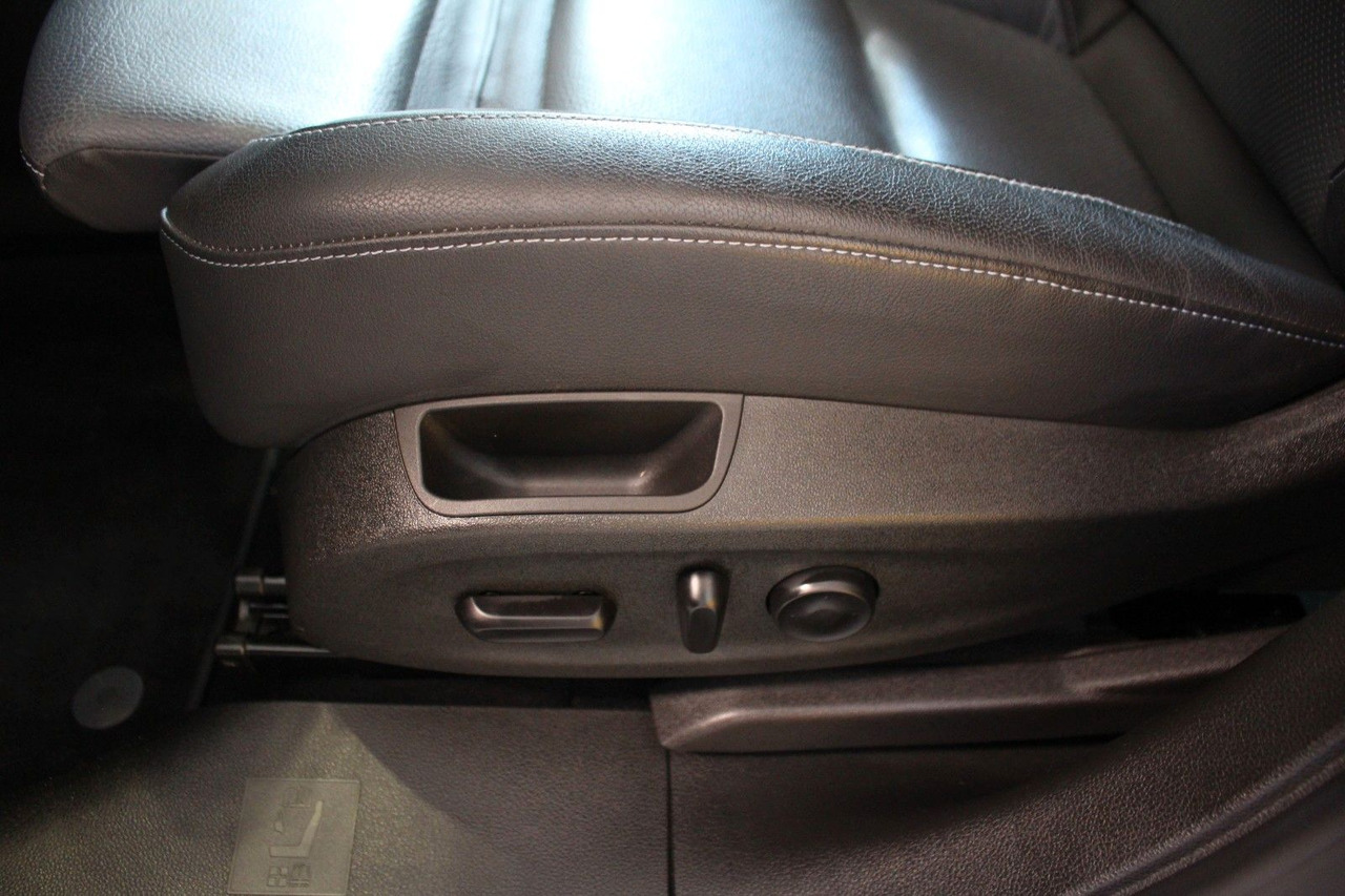 Transport de personnes Opel Zafira Tourer Navi Innovation Bi Xenon Bluetooth: photos 12