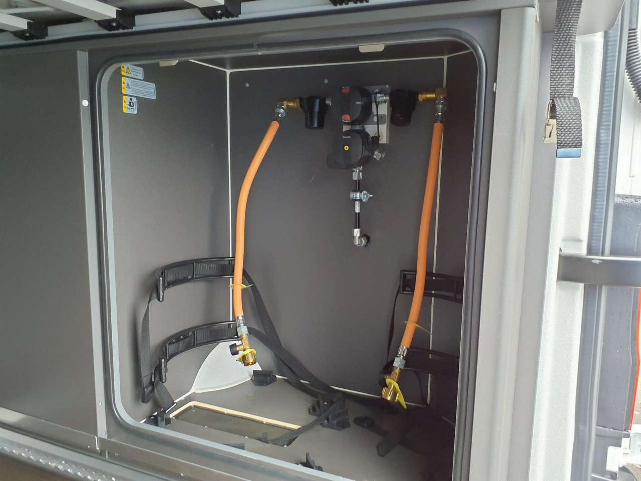 Volkswagen Crafter Grand California 600 Solar Kamer AHK ACC - Fourgon aménagé: photos 5 Volkswagen Crafter Grand California 600 Solar Kamer AHK ACC - Fourgon aménagé: photos 5
