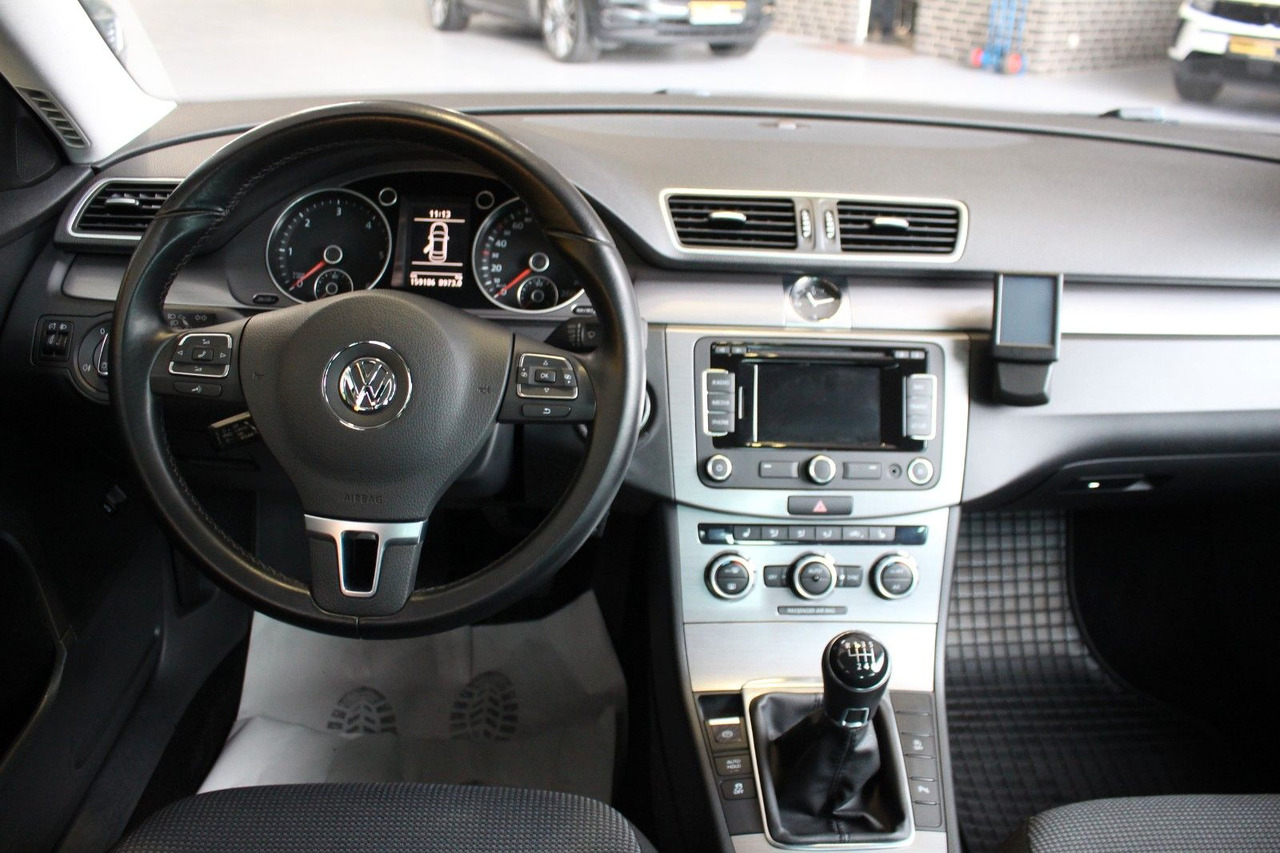 Berline neuf Volkswagen Passat Comfortline BlueMotion Navi PDC: photos 12