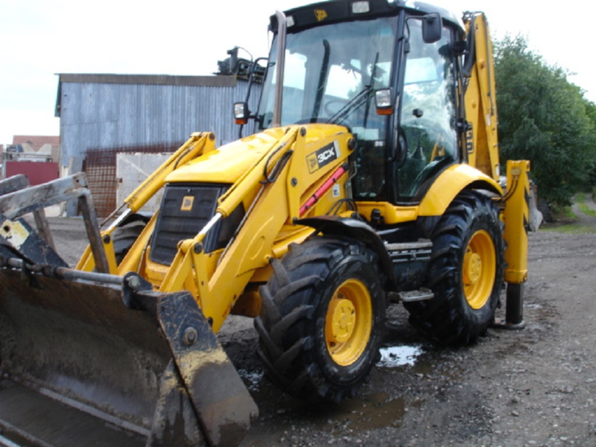 JCB 3CX CONTRACTOR - Tractopelle: photos 1 JCB 3CX CONTRACTOR - Tractopelle: photos 1