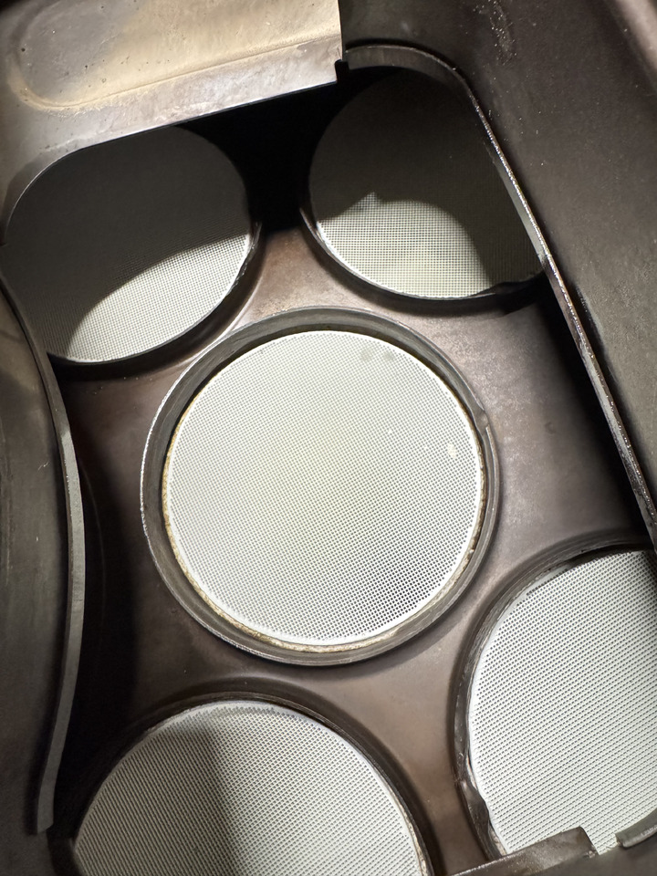 Catalyst DAF XF CF with new SCR DOC Tested, ready to install - Système d'échappement pour Camion: photos 4 Catalyst DAF XF CF with new SCR DOC Tested, ready to install - Système d'échappement pour Camion: photos 4