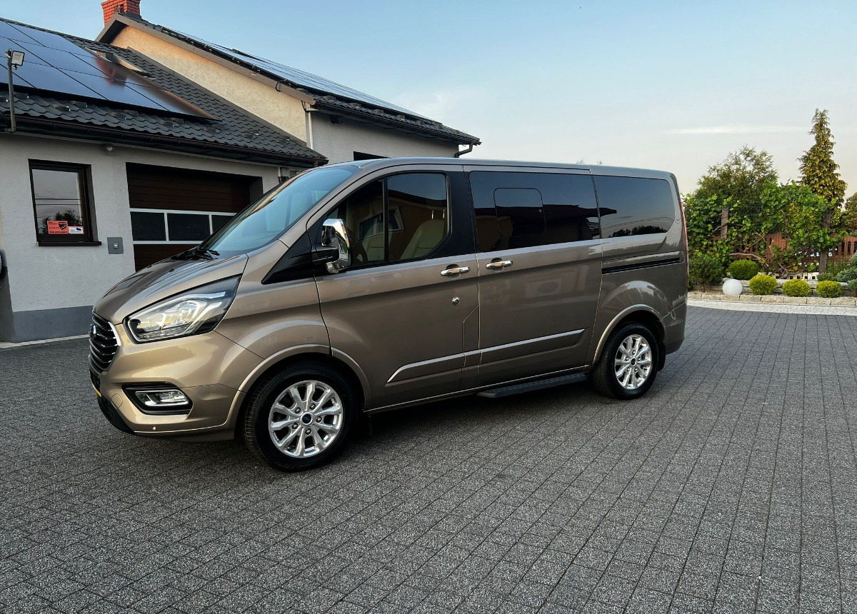Ford Tourneo Custom Ford Turneo Tytanium X Sprowadzony Zarejstrowany - Minibus, Transport de personnes: photos 2 Ford Tourneo Custom Ford Turneo Tytanium X Sprowadzony Zarejstrowany - Minibus, Transport de personnes: photos 2