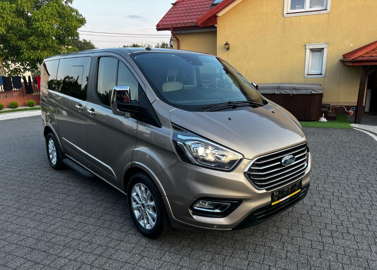 Ford Tourneo Custom Ford Turneo Tytanium X Sprowadzony Zarejstrowany - Minibus, Transport de personnes: photos 3 Ford Tourneo Custom Ford Turneo Tytanium X Sprowadzony Zarejstrowany - Minibus, Transport de personnes: photos 3