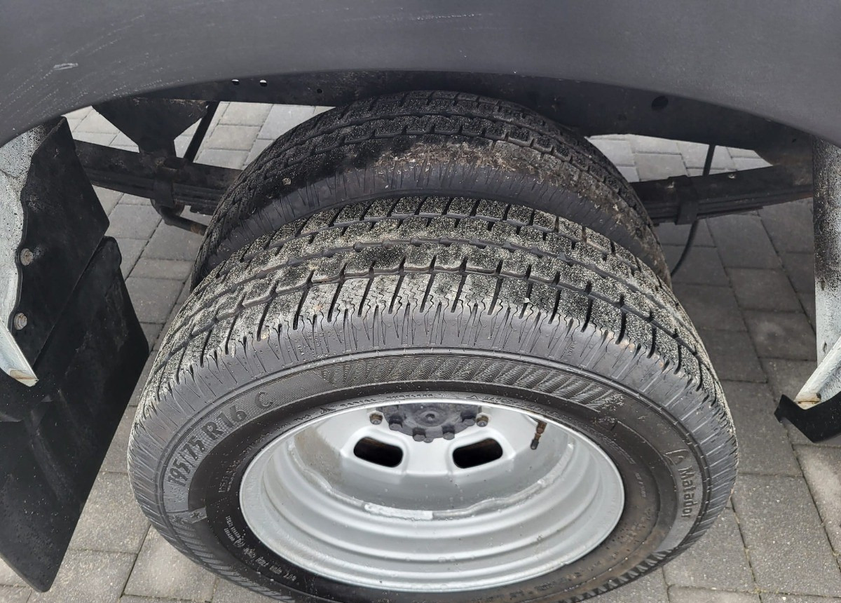 Fourgon utilitaire Iveco Daily 35C13 Blaszak L3H2 na bliźniakach VAT 23: photos 18