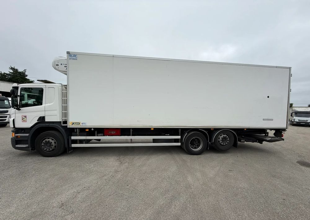 Scania P320 - Camion frigorifique: photos 2 Scania P320 - Camion frigorifique: photos 2