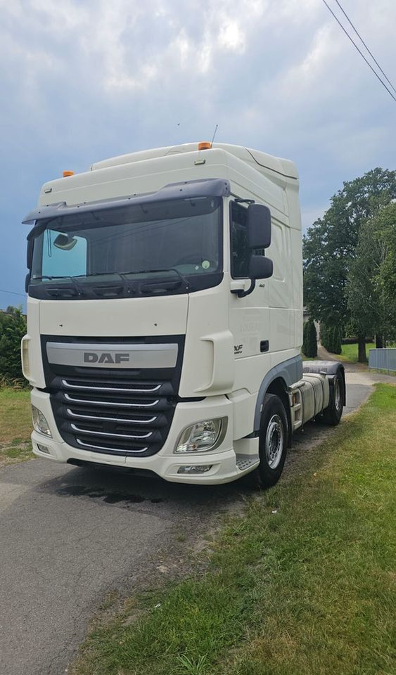 DAF XF460 - Tracteur routier: photos 1 DAF XF460 - Tracteur routier: photos 1