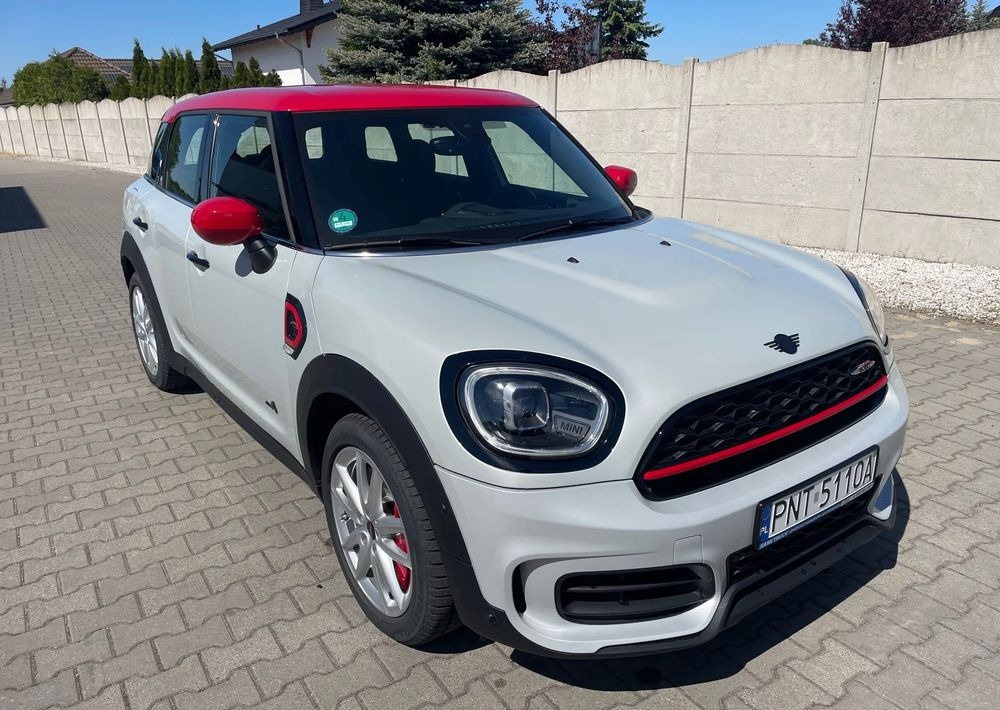 MINI John Cooper Works Countryman All4 - SUV: photos 2 MINI John Cooper Works Countryman All4 - SUV: photos 2