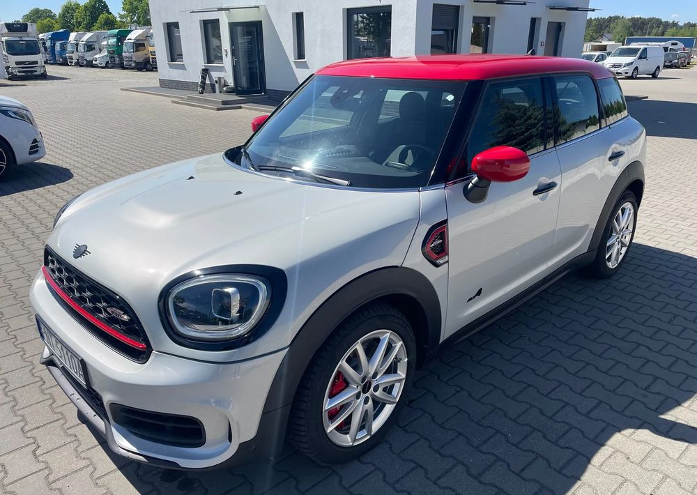 MINI John Cooper Works Countryman All4 - SUV: photos 3 MINI John Cooper Works Countryman All4 - SUV: photos 3