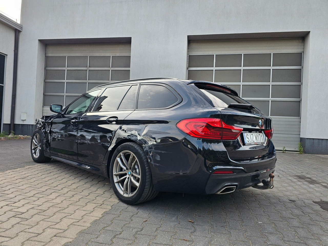 BMW 520 d M Packet Luftsitze Harman-K TOP Ausstatt. - Voiture: photos 3 BMW 520 d M Packet Luftsitze Harman-K TOP Ausstatt. - Voiture: photos 3