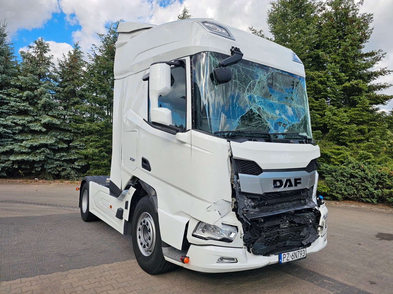 DAF XF XG 480 FT Nur 47tkm! 12/2024 LED KAMERA - Tracteur routier: photos 1 DAF XF XG 480 FT Nur 47tkm! 12/2024 LED KAMERA - Tracteur routier: photos 1