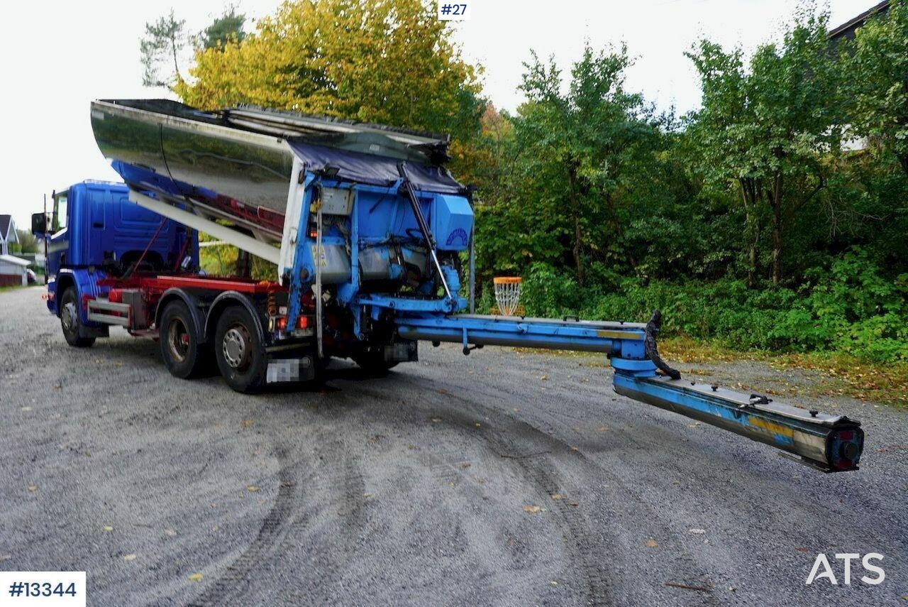 2002 Scania P94G asphalt sprider WATCH VIDEO - Répandeuse: photos 5 2002 Scania P94G asphalt sprider WATCH VIDEO - Répandeuse: photos 5