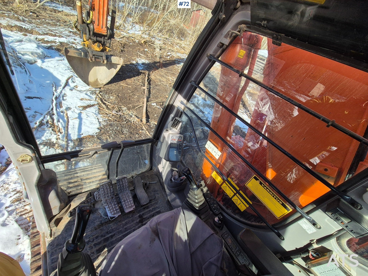Pelle sur chenille 2005 Hitachi  Zaxis 225USR LC: photos 10