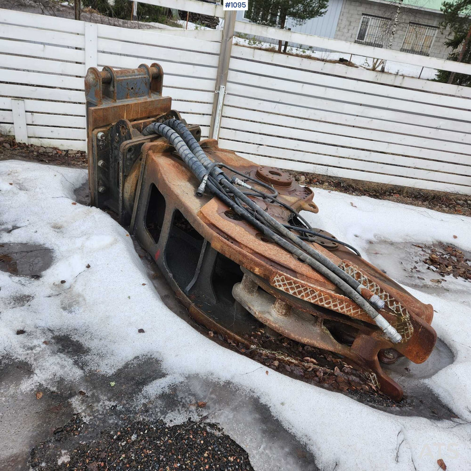 NPK Pulverizer - Cisaille de démolition pour Engins de chantier: photos 1 NPK Pulverizer - Cisaille de démolition pour Engins de chantier: photos 1