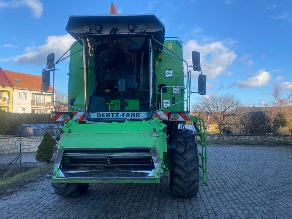Deutz-fahr Topliner 4090 HTS - Moissonneuse-batteuse: photos 2 Deutz-fahr Topliner 4090 HTS - Moissonneuse-batteuse: photos 2