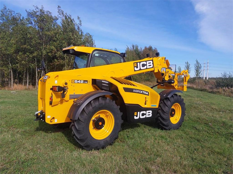 JCB 542-70 AgriXtra DTVT - Chariot télescopique: photos 3 JCB 542-70 AgriXtra DTVT - Chariot télescopique: photos 3