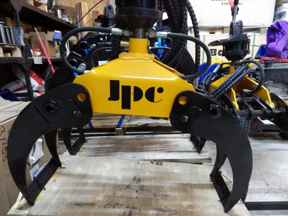 Holzgreifer JPC für Minibagger (netto 1.000,00 Euro) - Grappin pour Engins de chantier: photos 1 Holzgreifer JPC für Minibagger (netto 1.000,00 Euro) - Grappin pour Engins de chantier: photos 1