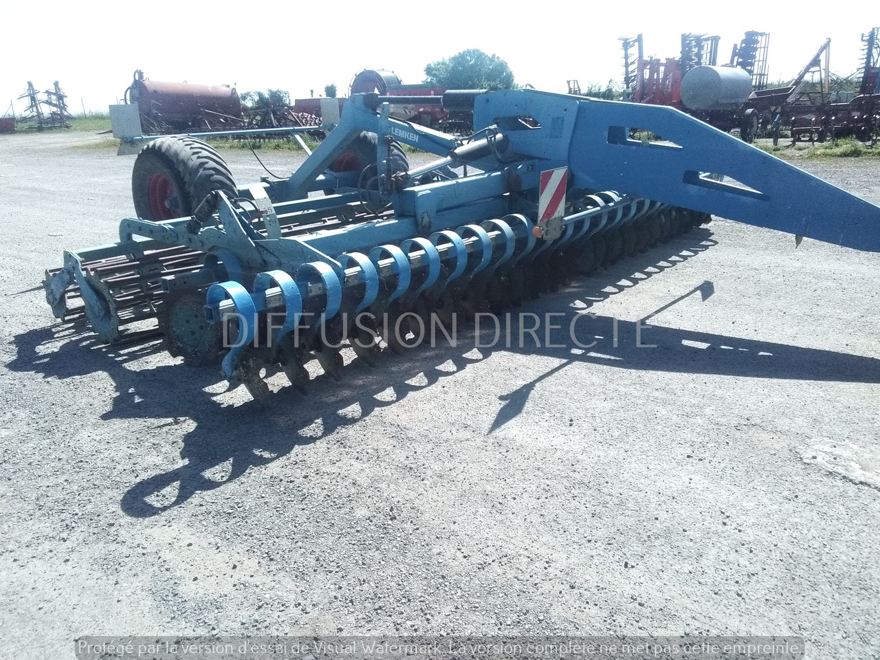 LEMKEN DECHAUMEUR A DISQUES HELIODOR H 8 SF - Autre matériel: photos 4 LEMKEN DECHAUMEUR A DISQUES HELIODOR H 8 SF - Autre matériel: photos 4
