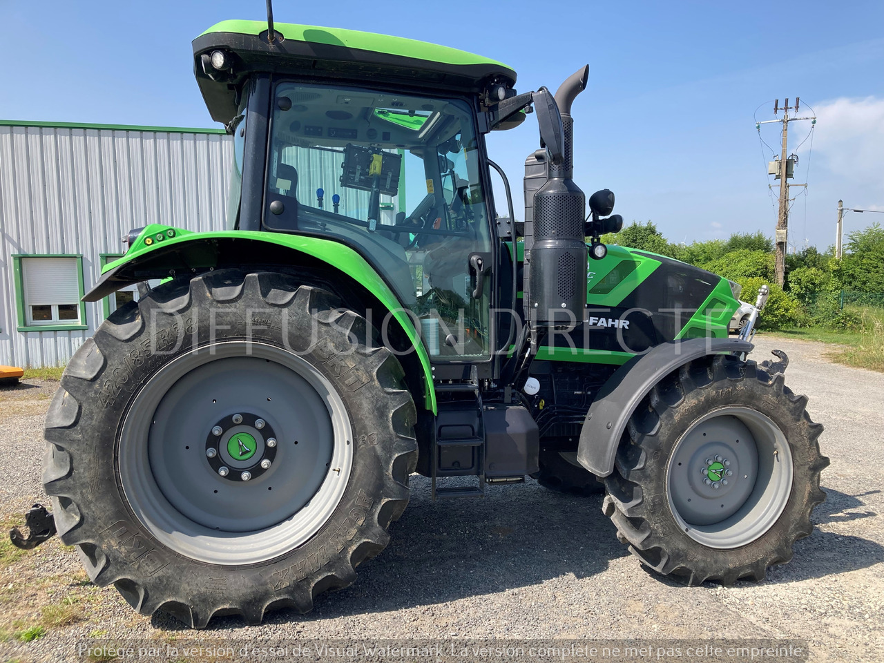 DEUTZ-FAHR TRACTEUR AGRICOLE 6125 C RV SHIFT - Tracteur agricole: photos 2 DEUTZ-FAHR TRACTEUR AGRICOLE 6125 C RV SHIFT - Tracteur agricole: photos 2