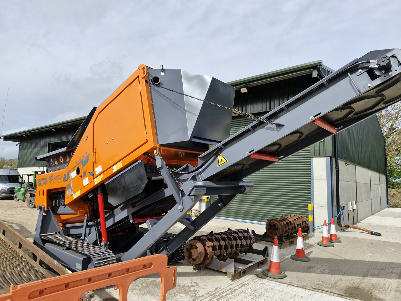 Arjes Arjes Compaktor 300 - Broyeur industriel: photos 5 Arjes Arjes Compaktor 300 - Broyeur industriel: photos 5