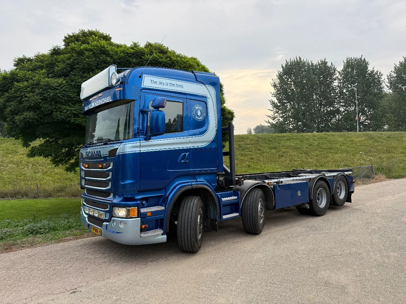 Scania R490 8X2 Manual EUR 6 Retarder TOP Truck - Camion porte-conteneur/ Caisse mobile: photos 4 Scania R490 8X2 Manual EUR 6 Retarder TOP Truck - Camion porte-conteneur/ Caisse mobile: photos 4