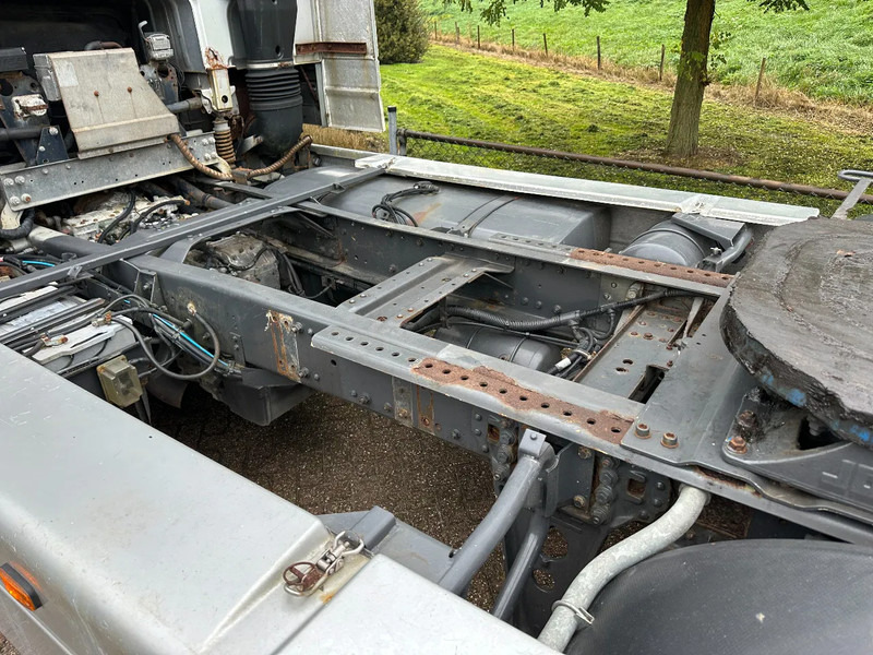 Tracteur routier DAF XF 530 4X2 Manual EUR3 LOW KM: photos 11 Tracteur routier DAF XF 530 4X2 Manual EUR3 LOW KM: photos 11