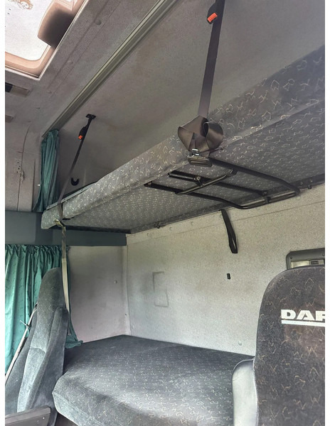 Tracteur routier DAF XF 530 4X2 Manual EUR3 LOW KM: photos 18 Tracteur routier DAF XF 530 4X2 Manual EUR3 LOW KM: photos 18