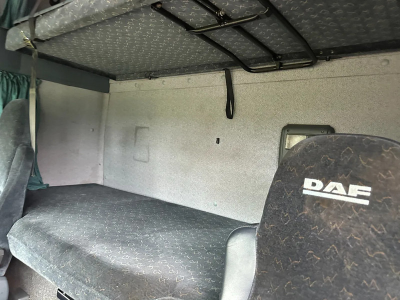 Tracteur routier DAF XF 530 4X2 Manual EUR3 LOW KM: photos 19 Tracteur routier DAF XF 530 4X2 Manual EUR3 LOW KM: photos 19