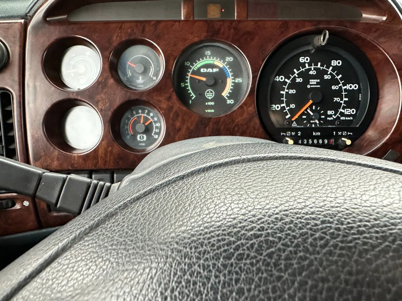 Tracteur routier DAF XF 530 4X2 Manual EUR3 LOW KM: photos 16 Tracteur routier DAF XF 530 4X2 Manual EUR3 LOW KM: photos 16