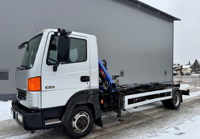 NissanAtleon 4x2 - Autre matériel: photos 1 NissanAtleon 4x2 - Autre matériel: photos 1