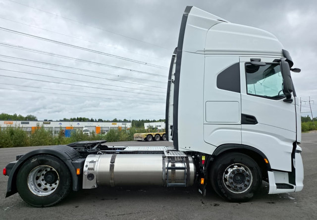 IvecoS-Way 460 4x2 LNG / LBG - Tracteur routier: photos 5 IvecoS-Way 460 4x2 LNG / LBG - Tracteur routier: photos 5