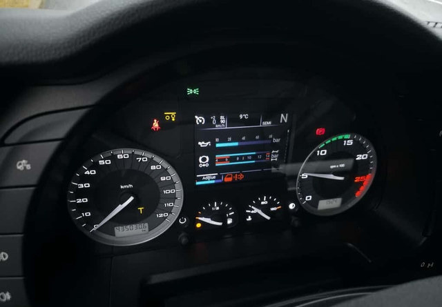 Tracteur routier IvecoS-Way 480 6x2 Hieno!: photos 15 Tracteur routier IvecoS-Way 480 6x2 Hieno!: photos 15