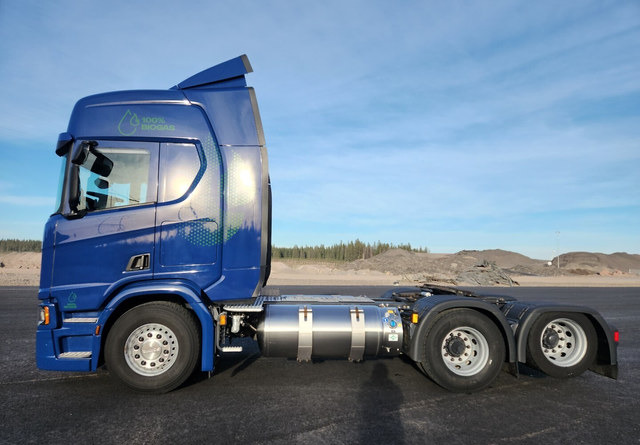 Scania R410 LNG / LBG 6x2 - Tracteur routier: photos 2 Scania R410 LNG / LBG 6x2 - Tracteur routier: photos 2