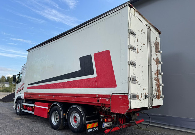 VolvoFH13 500 6x2 Rahtikaappi - Camion fourgon: photos 3 VolvoFH13 500 6x2 Rahtikaappi - Camion fourgon: photos 3