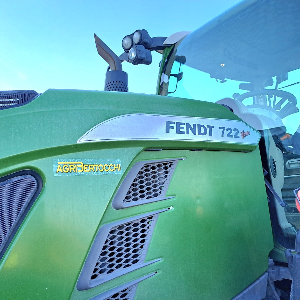 Crédit-bail de FENDT 720 VARIO PROFI - ASTA AGRIBERTOCCHI FENDT 720 VARIO PROFI - ASTA AGRIBERTOCCHI: photos 13 Crédit-bail de FENDT 720 VARIO PROFI - ASTA AGRIBERTOCCHI FENDT 720 VARIO PROFI - ASTA AGRIBERTOCCHI: photos 13