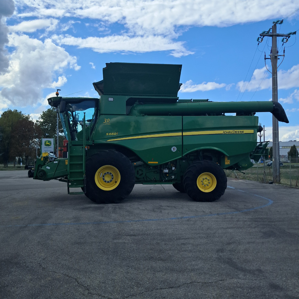 MIETITREBBIA JOHN DEERE S660 - Moissonneuse-batteuse: photos 2 MIETITREBBIA JOHN DEERE S660 - Moissonneuse-batteuse: photos 2