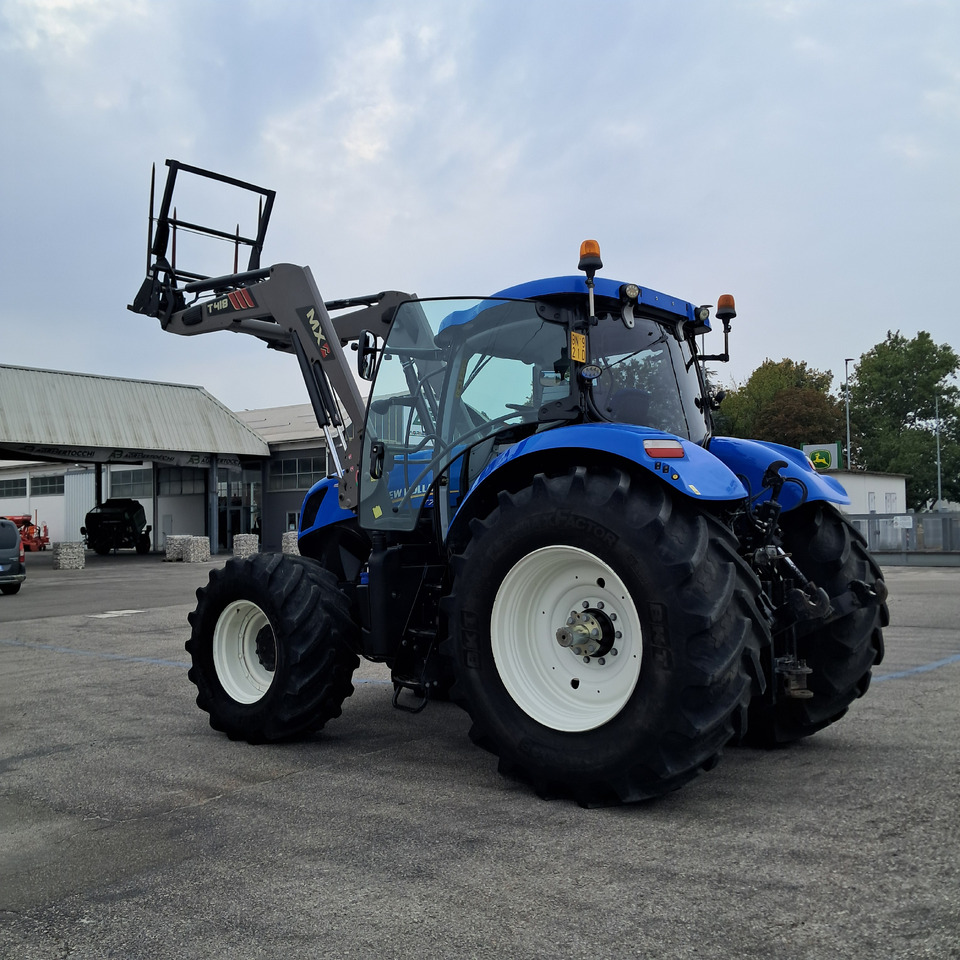 NEW HOLLAND T7 270 - Tracteur agricole: photos 3 NEW HOLLAND T7 270 - Tracteur agricole: photos 3