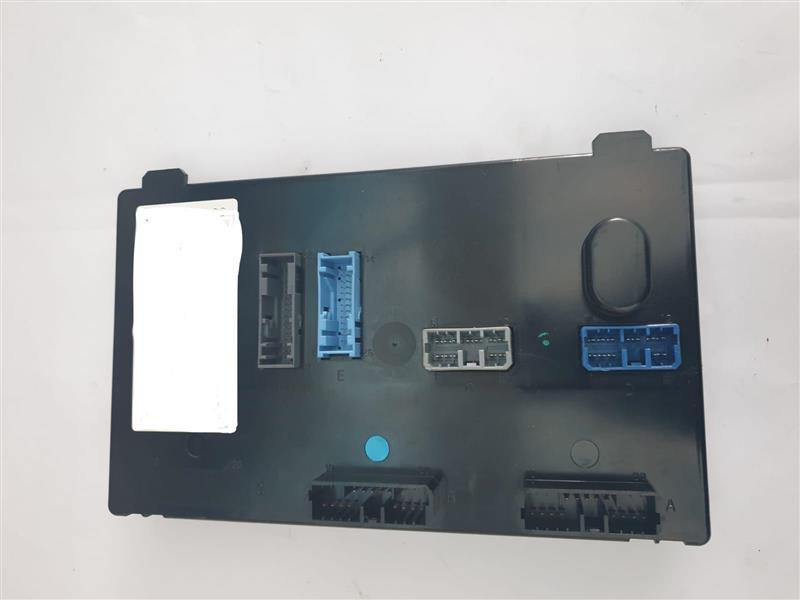 IVECO 5801926270/5801583468 - Bloc de gestion: photos 2 IVECO 5801926270/5801583468 - Bloc de gestion: photos 2