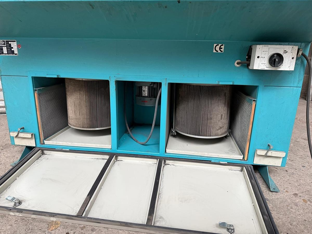 Absaugtisch BECK - Équipement CVC: photos 2 Absaugtisch BECK - Équipement CVC: photos 2