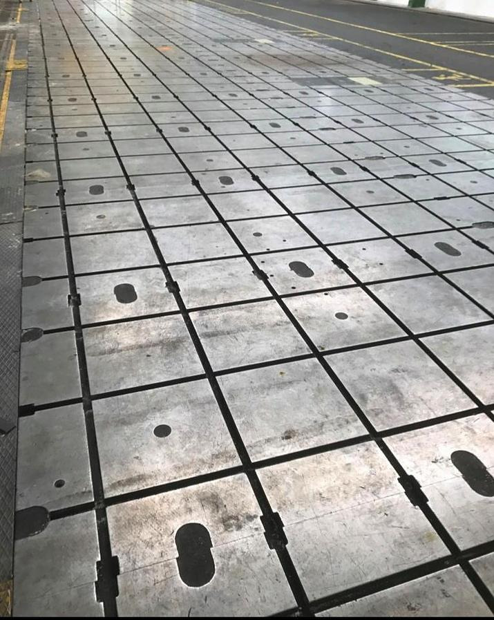 Fundament- bzw. Aufspannplatten, ca. 50 Stück vorrätig - Machine à métaux: photos 2 Fundament- bzw. Aufspannplatten, ca. 50 Stück vorrätig - Machine à métaux: photos 2