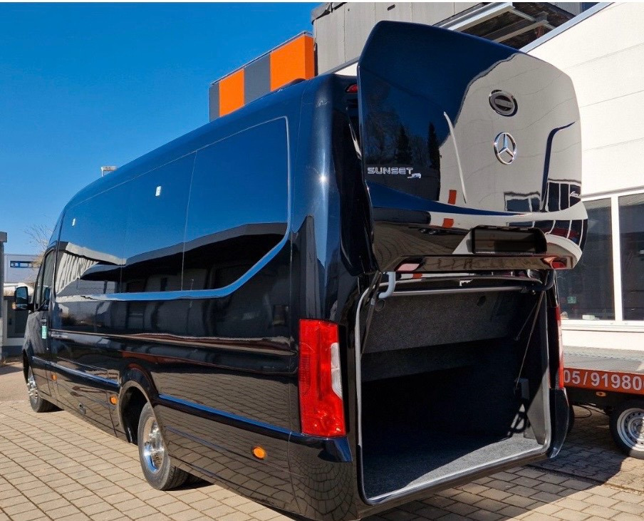 Mercedes Benz Sprinter 519 CDI - Minibus, Transport de personnes: photos 1 Mercedes Benz Sprinter 519 CDI - Minibus, Transport de personnes: photos 1