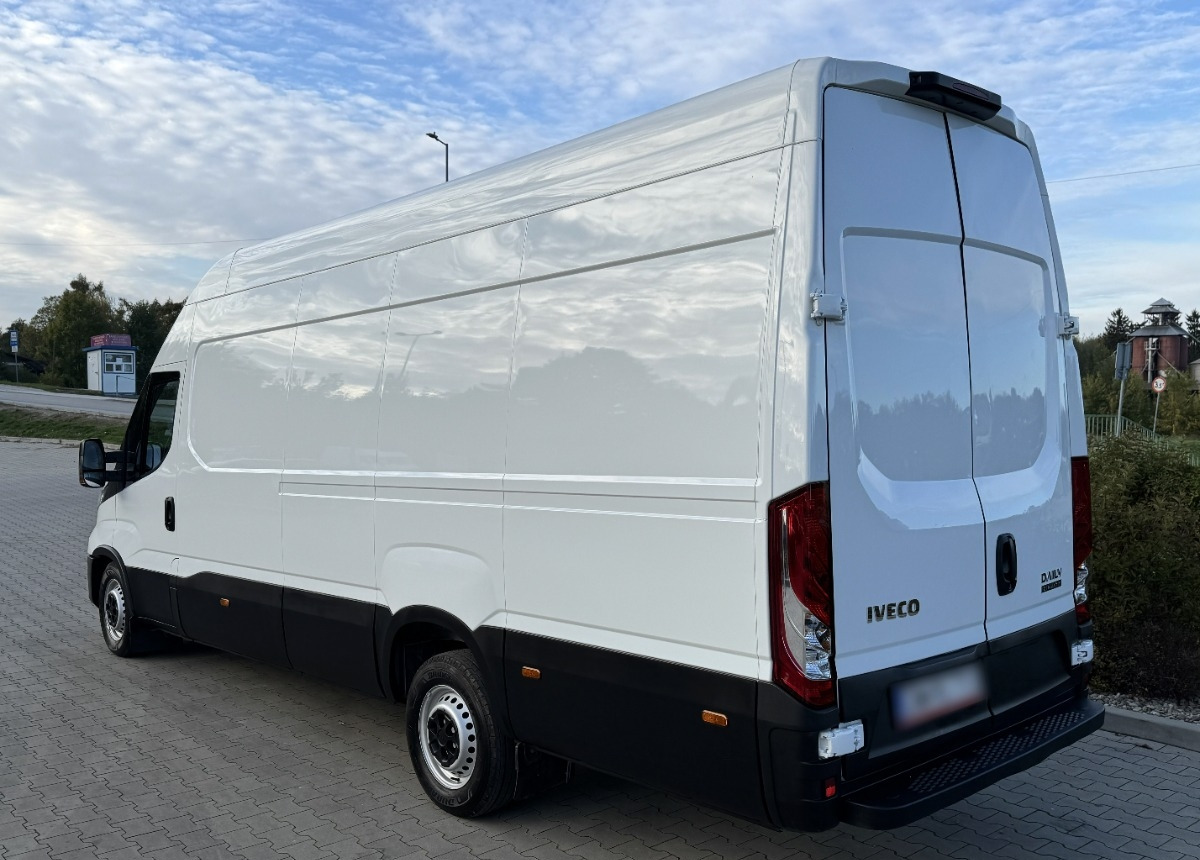 Iveco Daily L4H3 3.0 180KM Hi-matic LED KAMERA Bezwypadkowy Salon PL FV23 - Fourgon utilitaire: photos 2 Iveco Daily L4H3 3.0 180KM Hi-matic LED KAMERA Bezwypadkowy Salon PL FV23 - Fourgon utilitaire: photos 2
