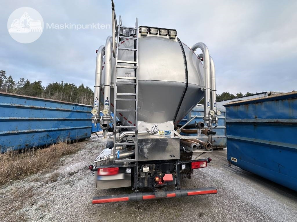 DAF XF 510 Z EKIPAGE - Camion citerne: photos 5 DAF XF 510 Z EKIPAGE - Camion citerne: photos 5