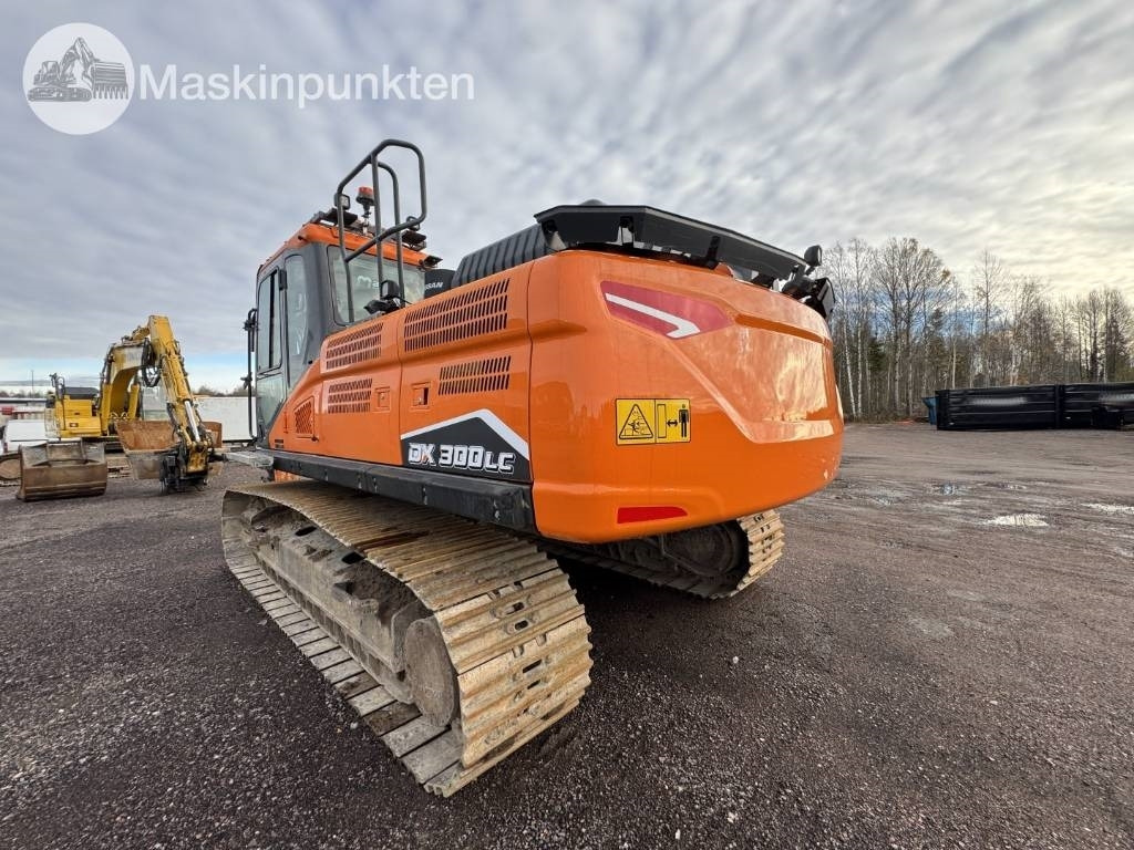 Doosan DX 300 LC - Pelle sur chenille: photos 2 Doosan DX 300 LC - Pelle sur chenille: photos 2