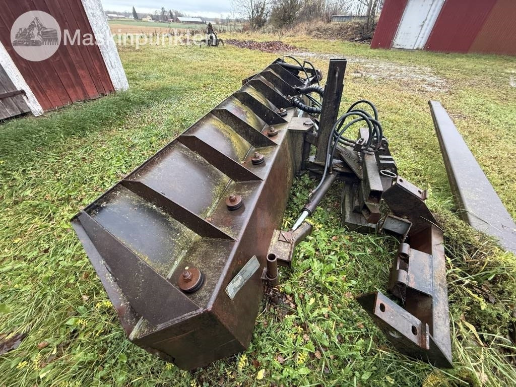 Holms KHT-320 - Lame à neige: photos 3 Holms KHT-320 - Lame à neige: photos 3