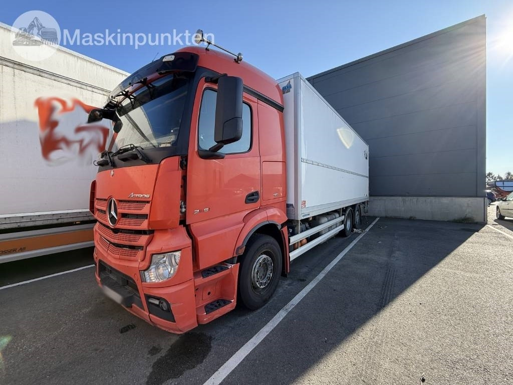 Mercedes-Benz Actros 2551  - Camion frigorifique: photos 1 Mercedes-Benz Actros 2551  - Camion frigorifique: photos 1