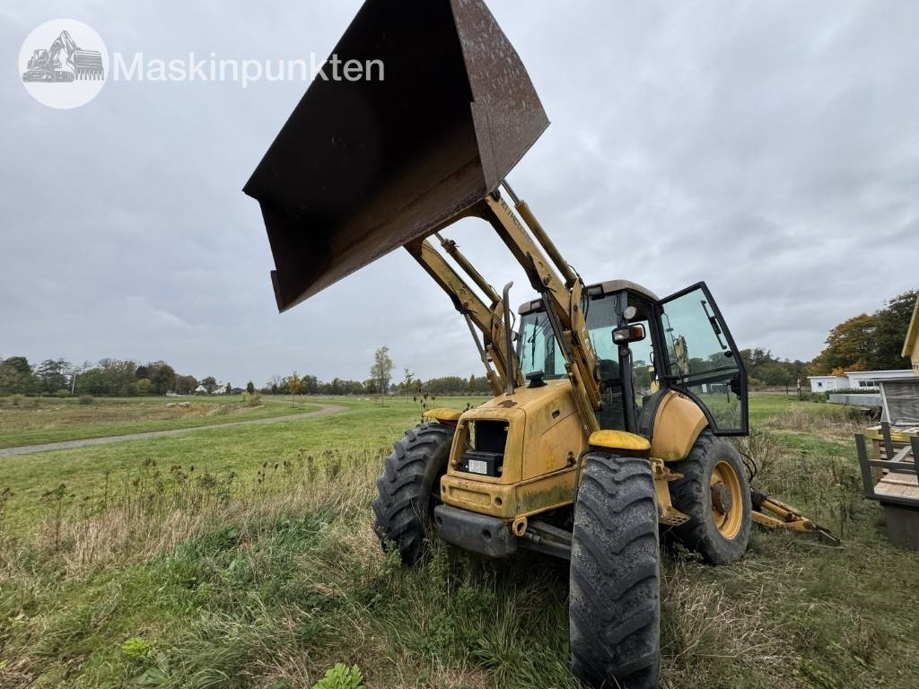 New Holland LB 115 - Tractopelle: photos 5 New Holland LB 115 - Tractopelle: photos 5