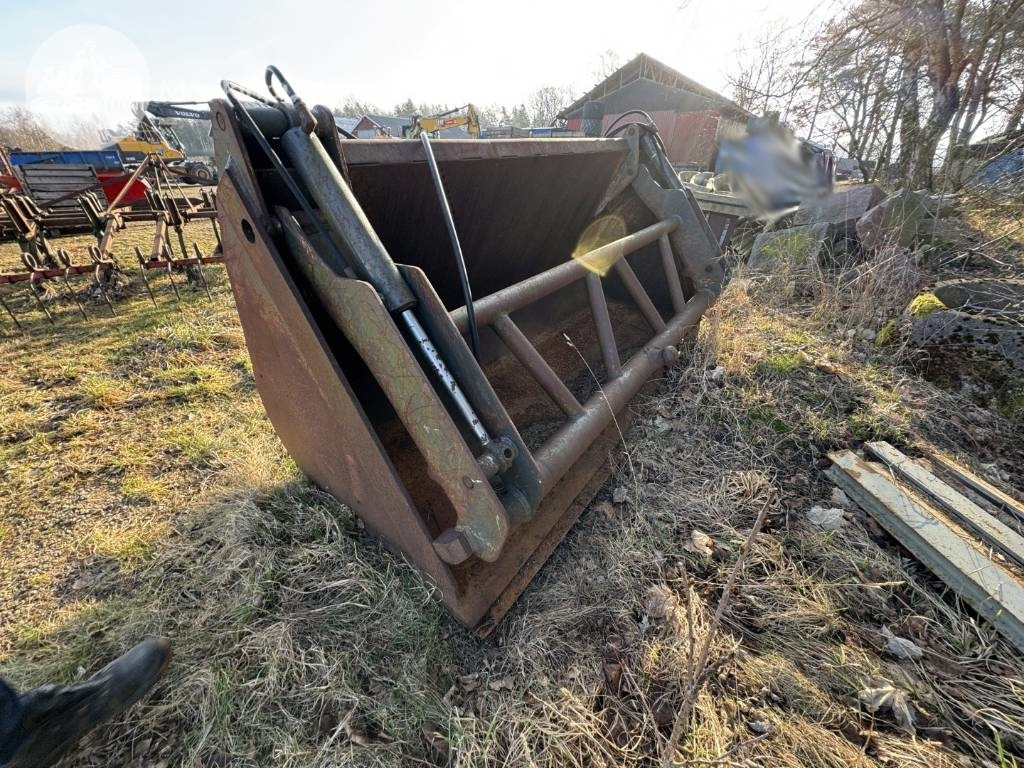 OP-skopan 88 - Godet pour Engins de chantier: photos 1 OP-skopan 88 - Godet pour Engins de chantier: photos 1