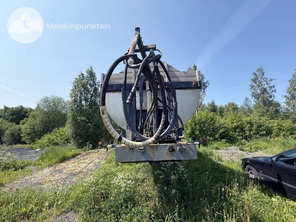 Parator STI 17-24 - Semi-remorque benne: photos 2 Parator STI 17-24 - Semi-remorque benne: photos 2