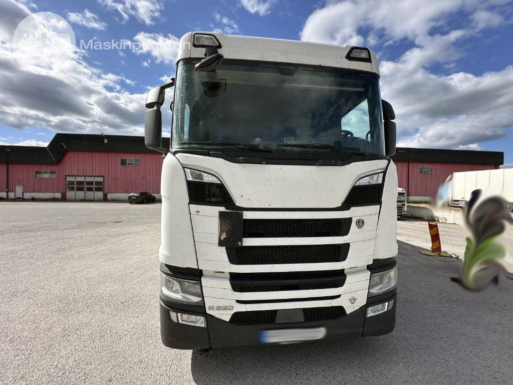 Scania R 520 - Camion fourgon: photos 3 Scania R 520 - Camion fourgon: photos 3