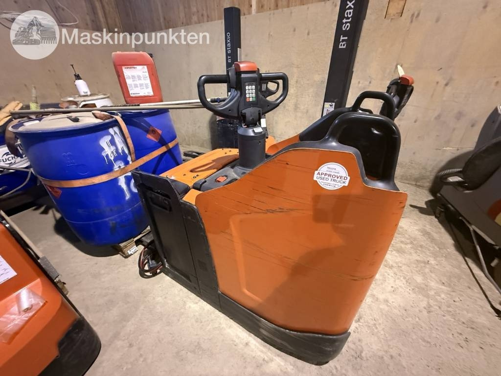 Toyota BT LPE 250 - Chariot élévateur électrique: photos 1 Toyota BT LPE 250 - Chariot élévateur électrique: photos 1